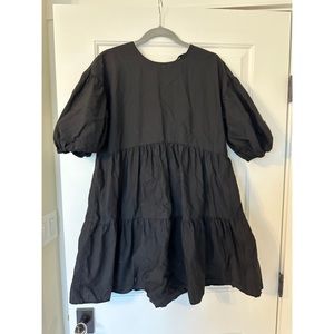 A New Day black puffed sleeve tiered dress size small